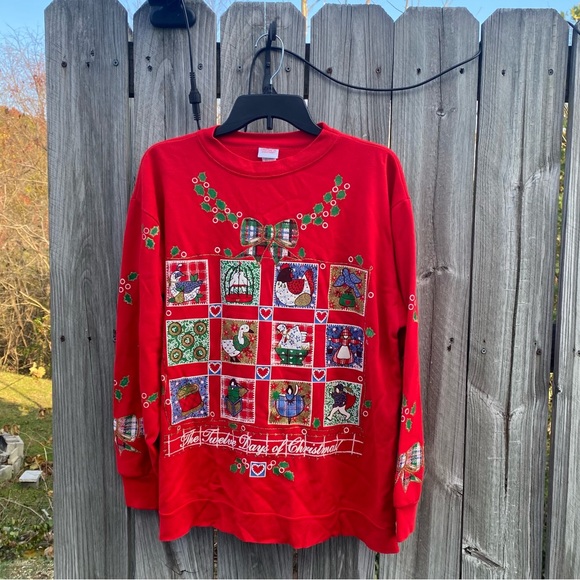 christmas on main street Sweaters - Unique Vintage Christmas on Mainstreet M Red Sweatshirt Twelve Days Graphics